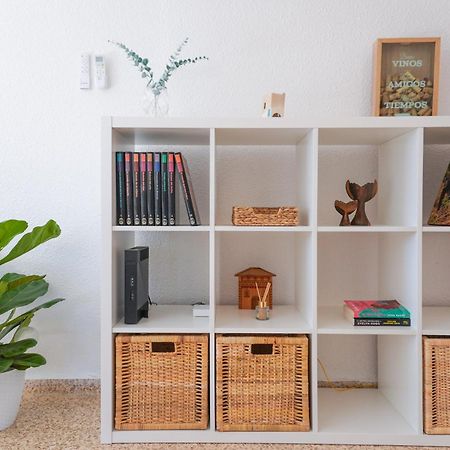 Apartamento Con Piscina En Villajoyosa By Bebalmy Bagian luar foto