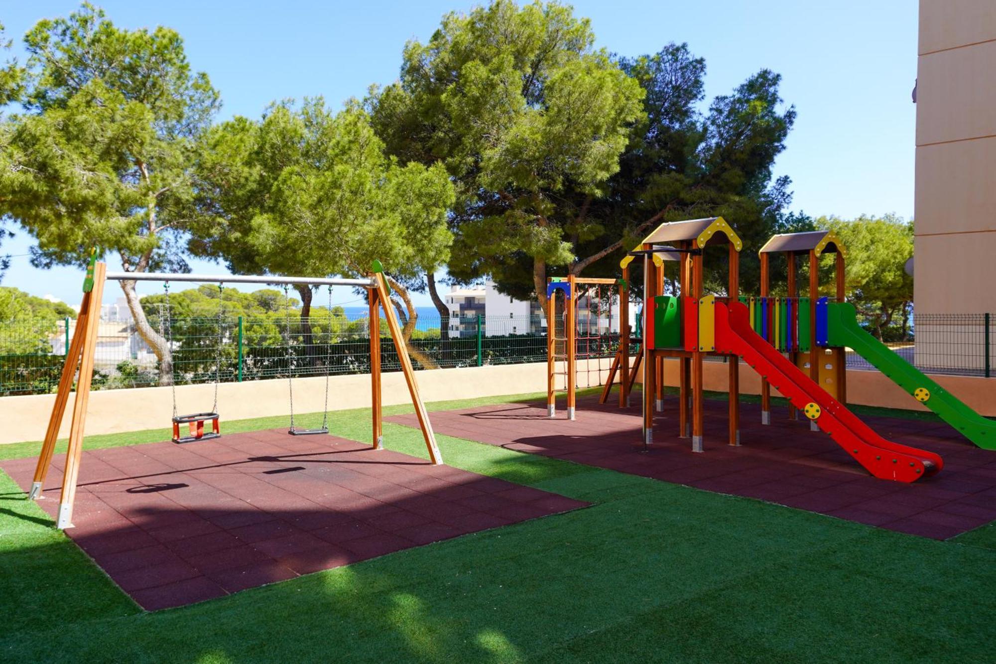 Apartamento Con Piscina En Villajoyosa By Bebalmy Bagian luar foto