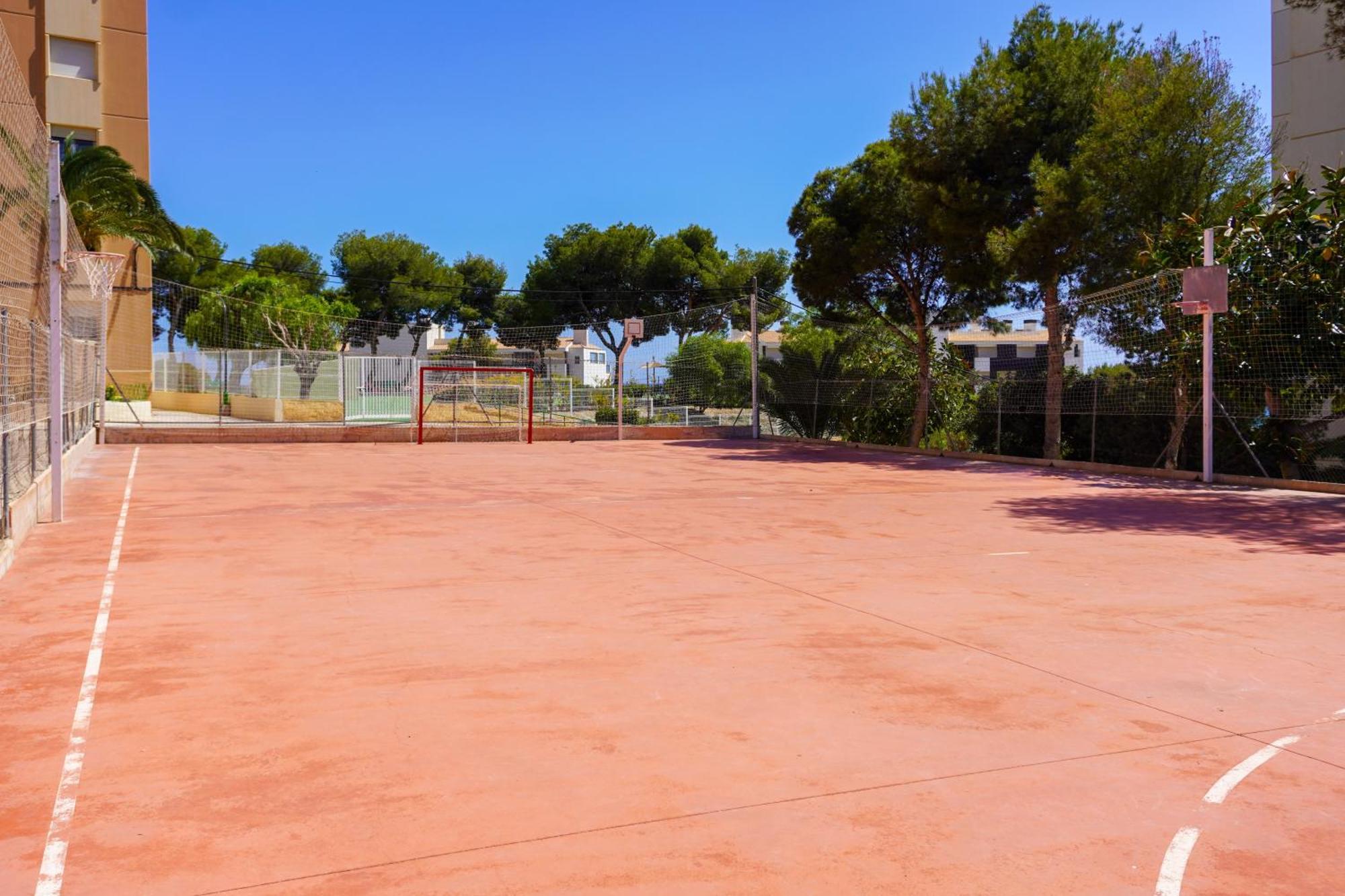 Apartamento Con Piscina En Villajoyosa By Bebalmy Bagian luar foto